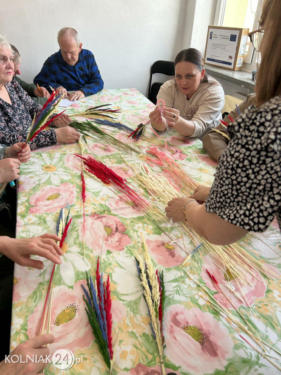 Tworzenie tradycyjnych palm wielkanocnych