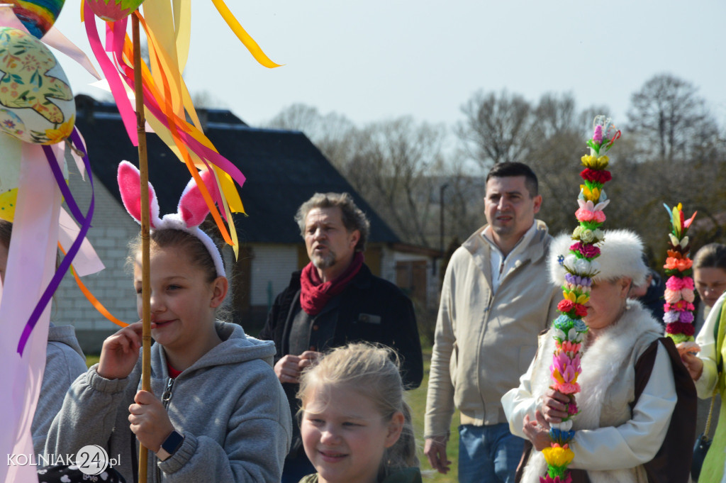Pisankowy korowód w Grabowie