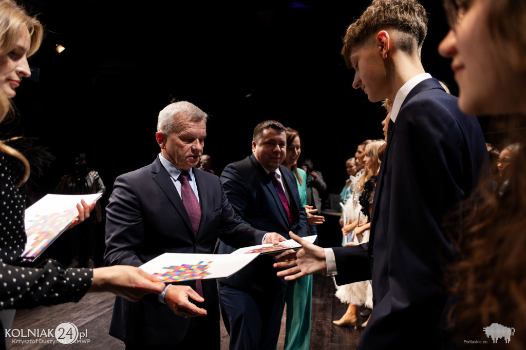 Stypendia marszałka