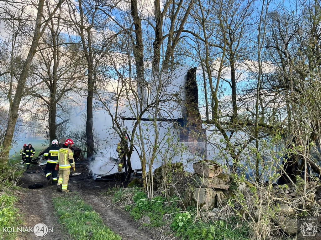 Pożar drewnianego domu