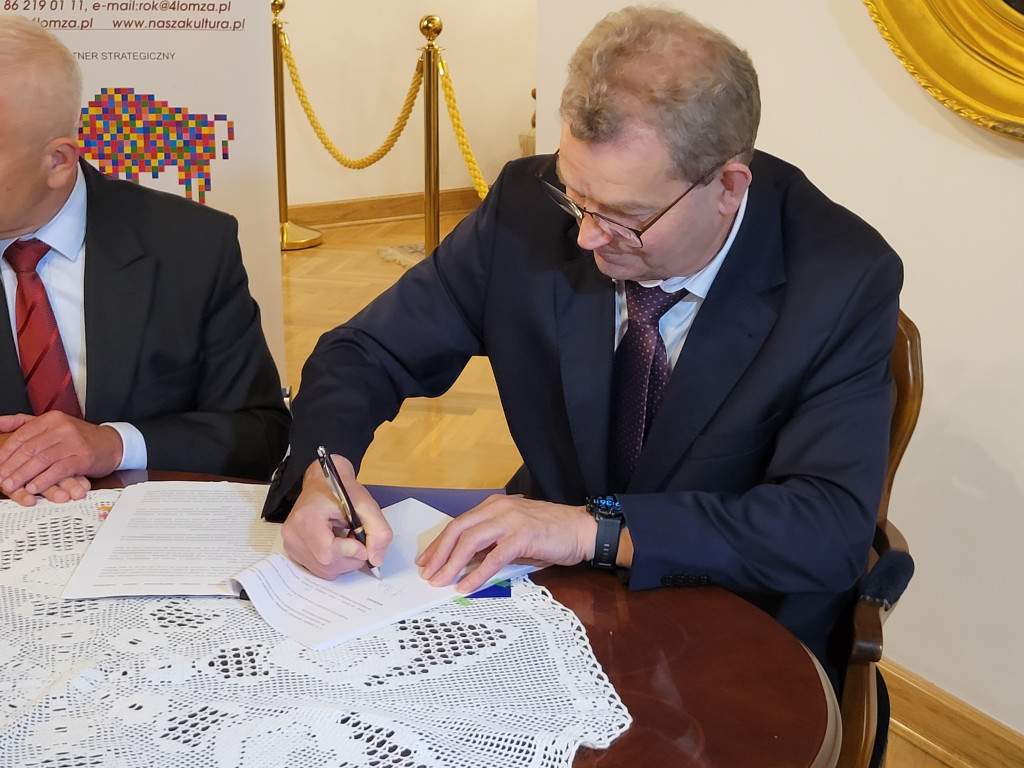 Zbliża się uczta dla wielbicieli folkloru i melomanów