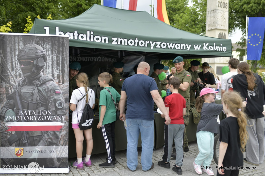 Piknik wojskowy w obiektywie S. Nicewicza