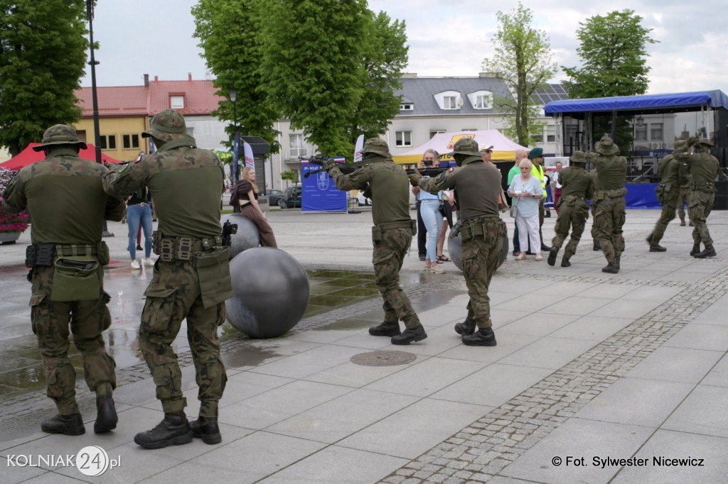 Piknik wojskowy w obiektywie S. Nicewicza