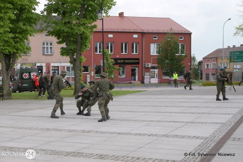 Piknik wojskowy w obiektywie S. Nicewicza