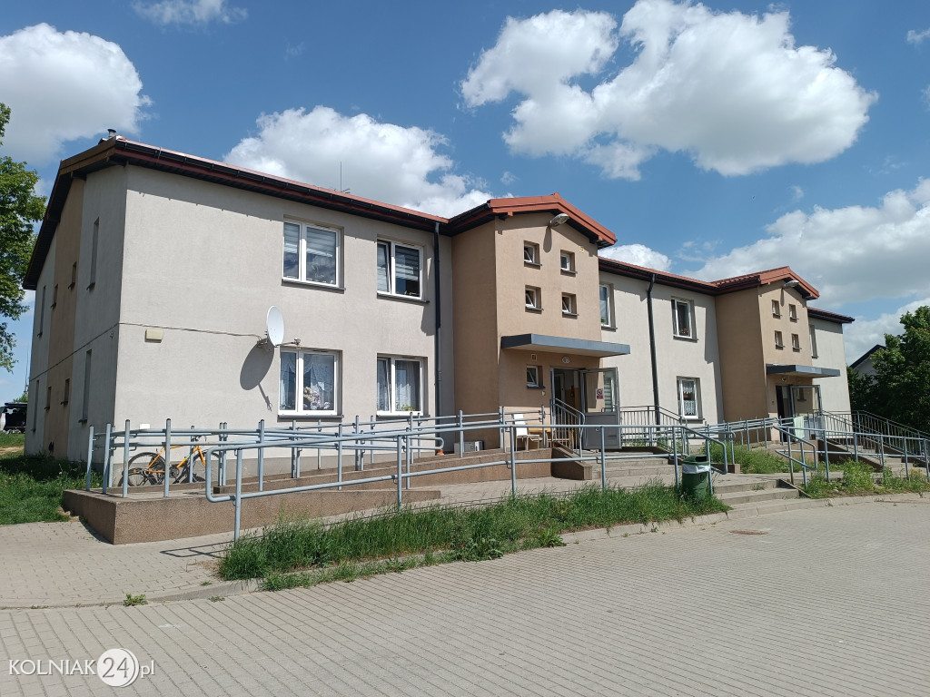 Okolica bloku socjalnego w Kolnie
