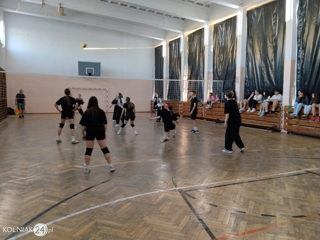 Mini Turniej Siatkarski w Grabowie