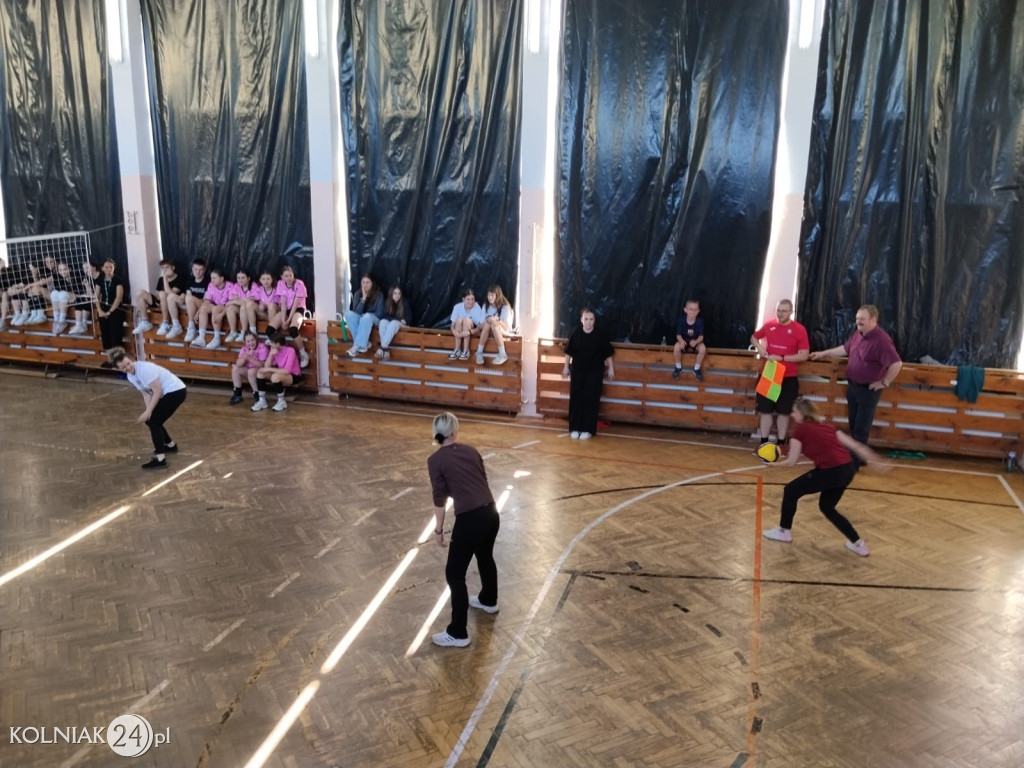 Mini Turniej Siatkarski w Grabowie