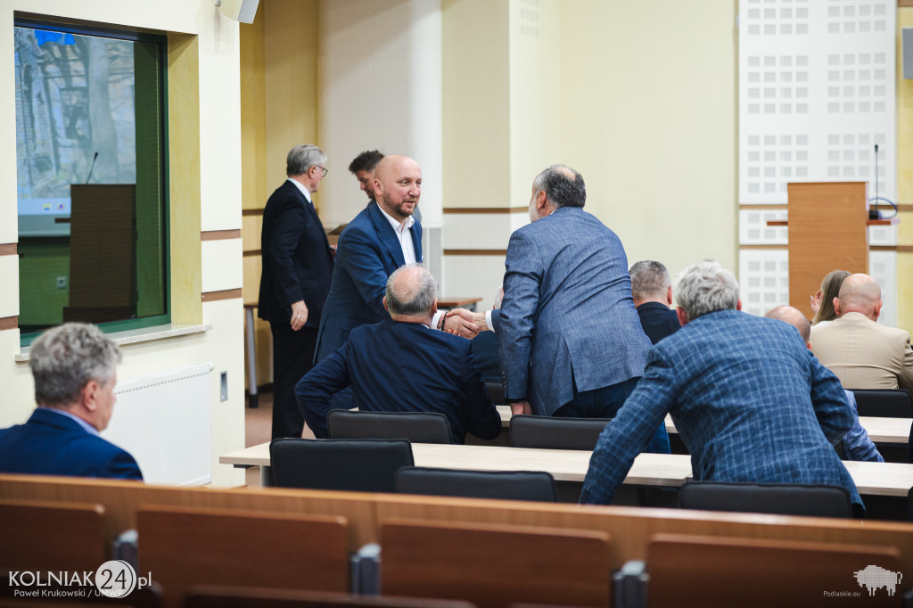 Spotkanie marszałka z samorządowcami i przedstawicielami PKS Nova