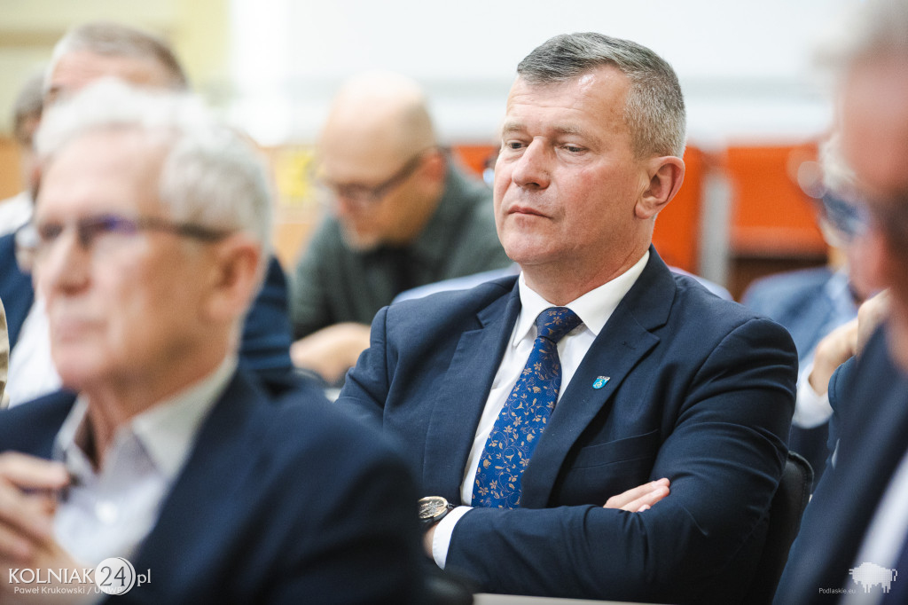 Spotkanie marszałka z samorządowcami i przedstawicielami PKS Nova