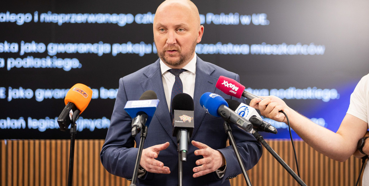 Marszałek przedstawił tezy stanowiska