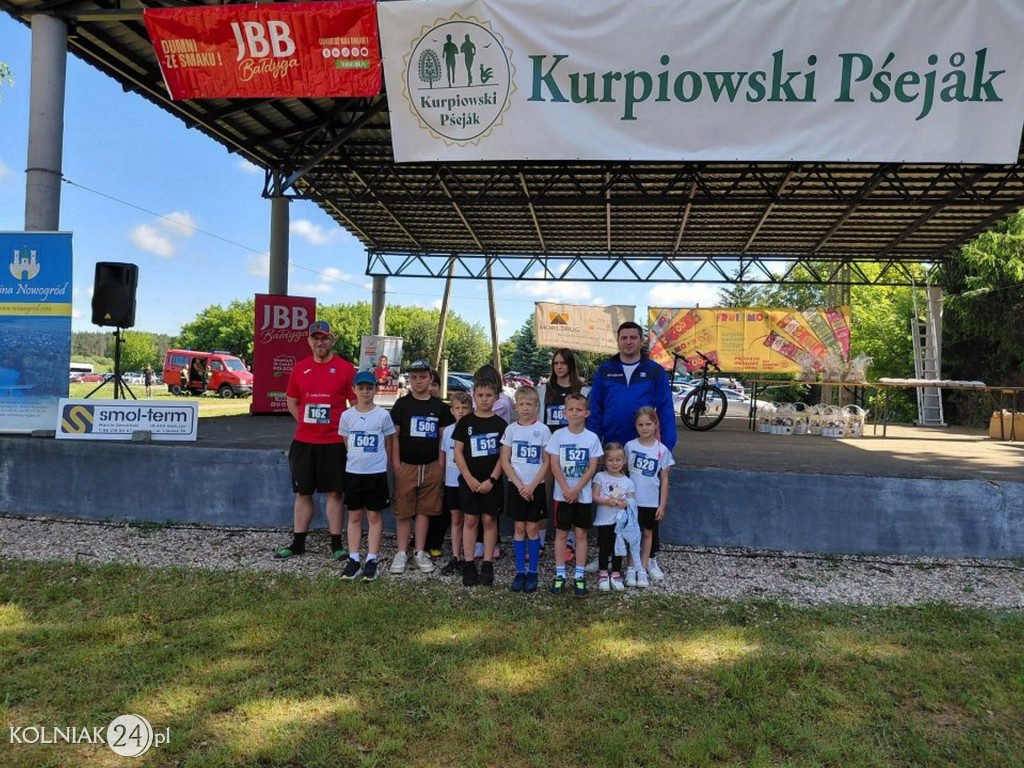 GKS Grabowo na Kurpiowskim Pśejåku w Nowogrodzie