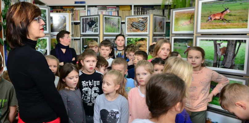 Niezwykła lekcja przyrody na wystawie fotograficznej ?Polowanie z obiektywem?