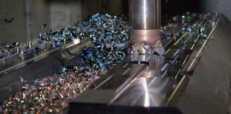 CNC - co to dokładnie znaczy - Obrabiarki CNC i ich obsługa