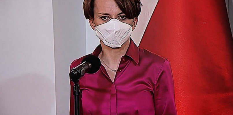 Emilewicz: w tym roku szkoły najprawdopodobniej nie wrócą do swojej pełnej działal