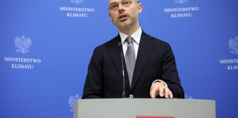 Kurtyka: pojawiające się w sieci informacje o zagrożeniu radiacyjnym są nieprawdzi