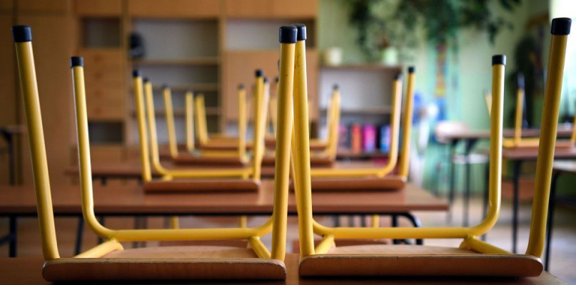 Do 11 kwietnia wszyscy uczniowie szkół podstawowych i średnich uczą się zdalnie