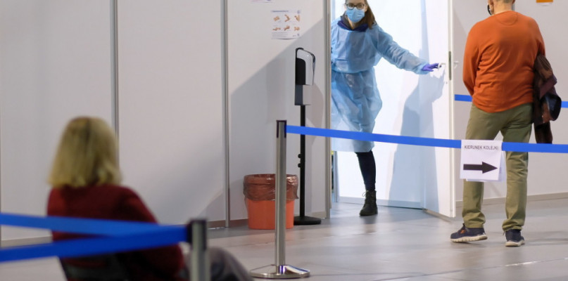 Dworczyk: zwiększamy liczbę miejsc, gdzie będzie można się zaszczepić