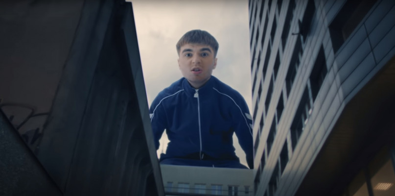 Raper ostro atakuje TVP i Kurskiego. Takich słów się nie spodziewasz