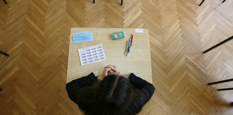 W rankingu wojewódzkim I LO w Kolnie sklasyfikowane zostało na 29 pozycji (48), natomiast w rankingu głównym na pozycji 822 (1000). I LO z Łomży w rankingu wojewódzkim zajęło 3 miejsce i 163 w kraju.  (fot. PAP)