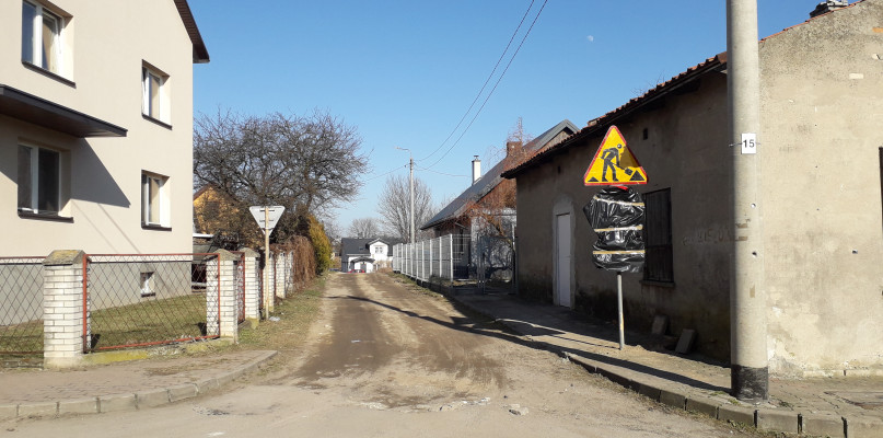 Ulica Zielona z różnych powodów nie została do tej pory zbudowana. W 2018 roku miał ją nawet budować PUK, który wygrał wtedy przetarg