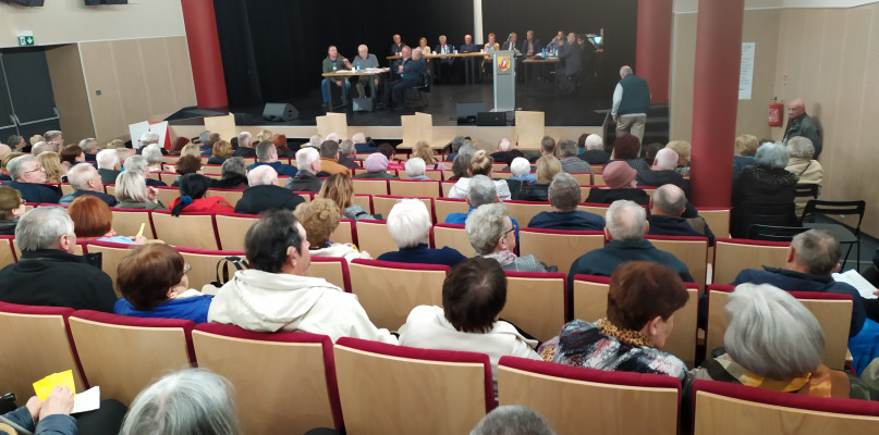 Rzetelność przeprowadzonego głosowania już jest poddawana pod wątpliwość przez niektórych. Według nich 73. osoby, które brały udział w głosowaniu, nie są członkami SM, a tylko  posiadały pełnomocnictwa (fot. ER)