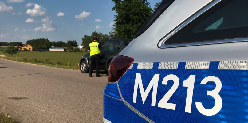 Kolneńscy policjanci zatrzymali dwa prawa jazdy w niespełna 2 godziny (Fot. KPP Kolno)