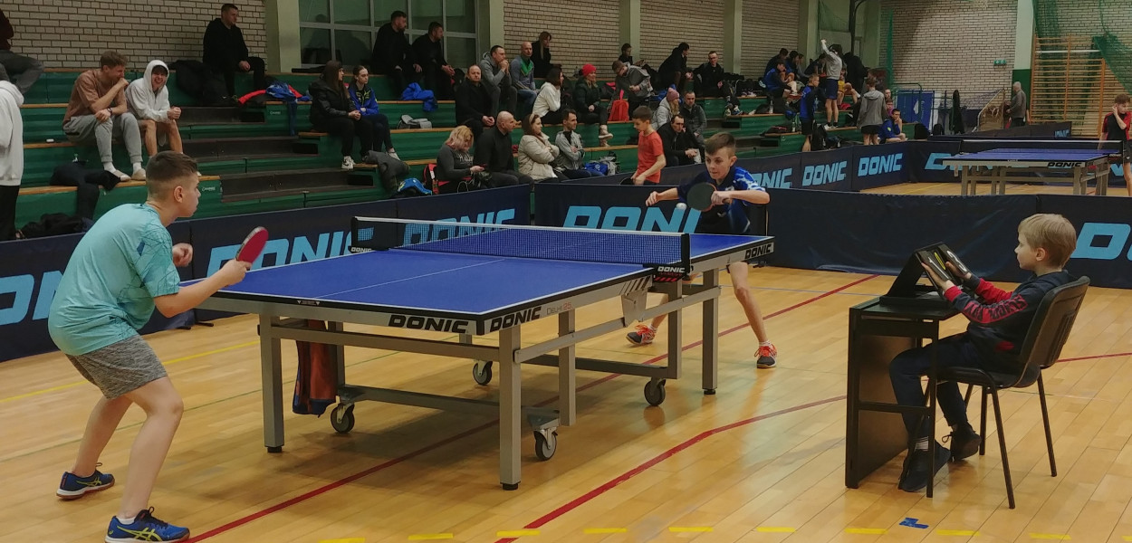 W turnieju młodzików Aleks w półfinale przegrał 1-3 z Tworkowskim- zwycięzcą turnieju MOKS Słoneczny Stok Białystok (Fot. Archiwum KOKiS)