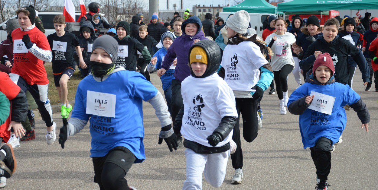 Pierwszy Bieg "Tropem Wilczym" w Polsce miał miejsce w 2013 r. Jego organizatorem jest Fundacja "Wolność i Demokracja". Idea Biegu to honorowanie Żołnierzy Niezłomnych, których konkretne sylwetki oraz historie są podczas tej inicjatywy przybliżane