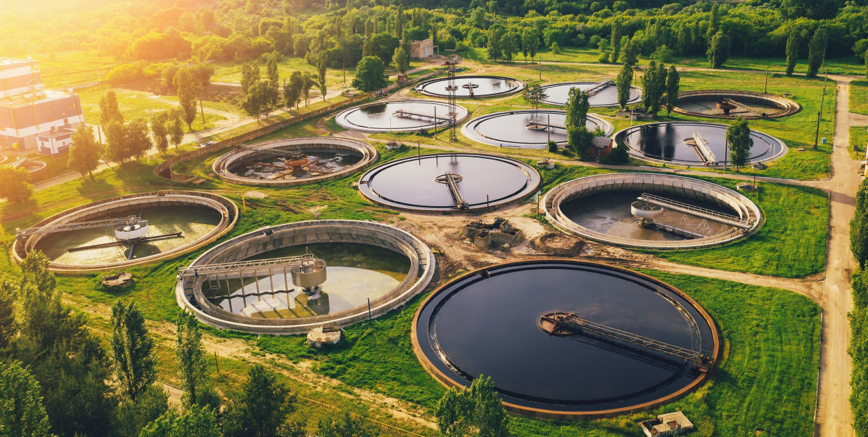 Od ścieków do czystej wody – przydomowa oczyszczalnia ścieków jako ...