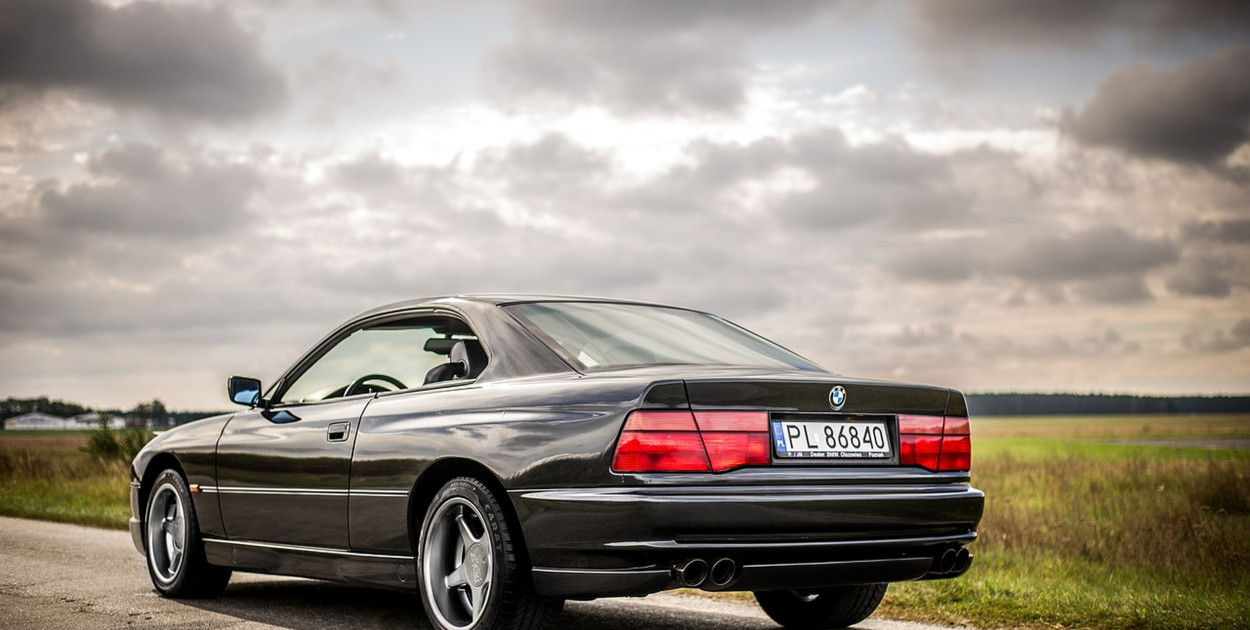 Motoryzacyjne gadżety: ramki rejestracyjne 3D