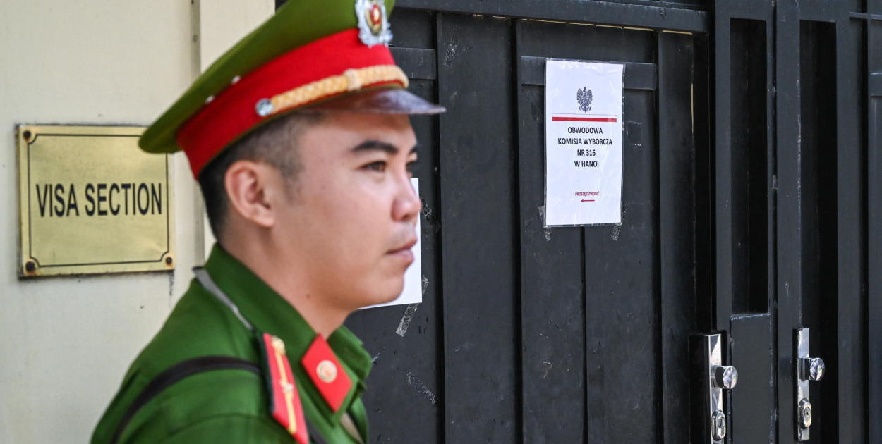 MSZ: za granicą powołanych zostanie ponad 400 komisji wyborczych