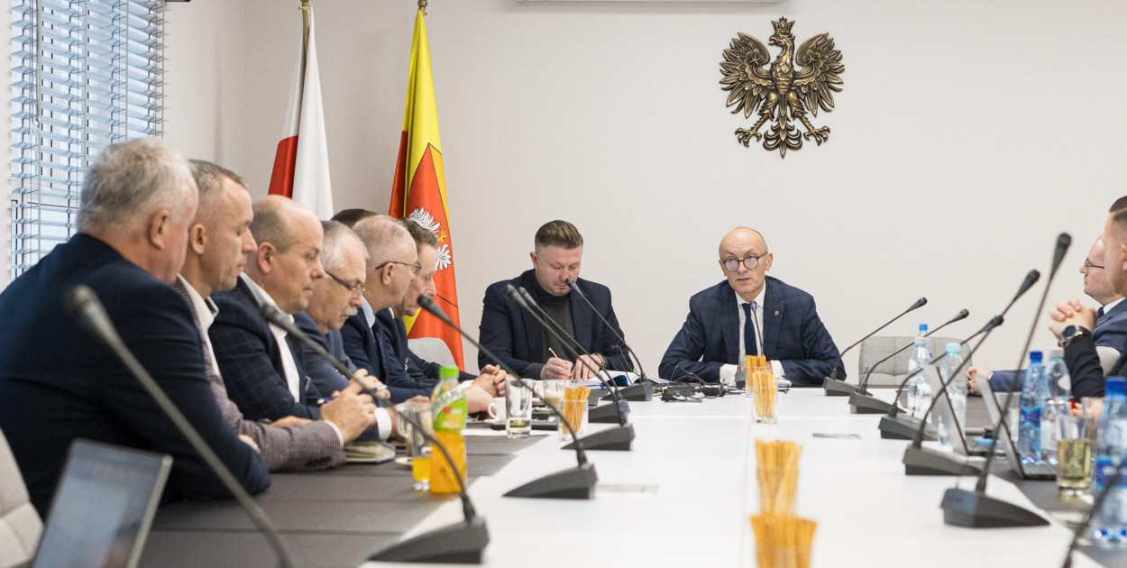 O funduszach europejskich na posiedzeniu starostów / Paweł Krukowski/UMWP