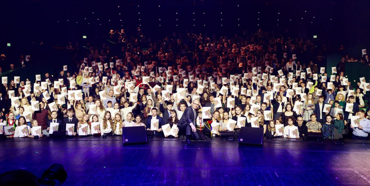 W tym roku stypendia otrzymały następujace artystki z Kolna: Julia Wierzbicka, Amelia Szymańska, Anna Wróblewska, Julia Rydelek, Malwina Leszczyńska (Stawiski), Anna Chmielewska oraz Zuzanna Drężek. Wszystkie dziewczyny uczestniczą w zajęciach KOKiS