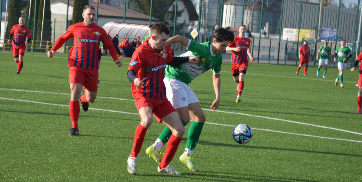 W przerwie zimowej szeregi Orła zasiliło 4 zawodników. Oprócz Melão są to: Vadym Voronchenko, Jakub Choinka i Daniel Kacprzyk