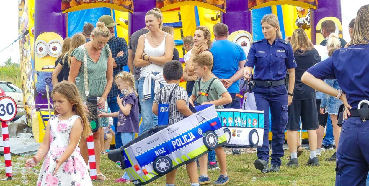 Partnerami wydarzenia był m.in. Urząd Miejski w Stawiskach, jednostka Ochotniczej Straży Pożarnej w Stawiskach, Koło Gospodyń Wiejskich w Dzierzbi i Gminny Ośrodek Kultury i Sportu w Stawiskach (fot. archiwum UM Stawiski)