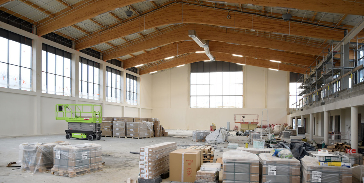 Obiekt ma być gotowy do końca lipca bieżącego roku. Budowa hali sportowej przy Zespole Szkół Technicznych w Kolnie to obecnie największa inwestycja prowadzona przez Powiat Kolneński