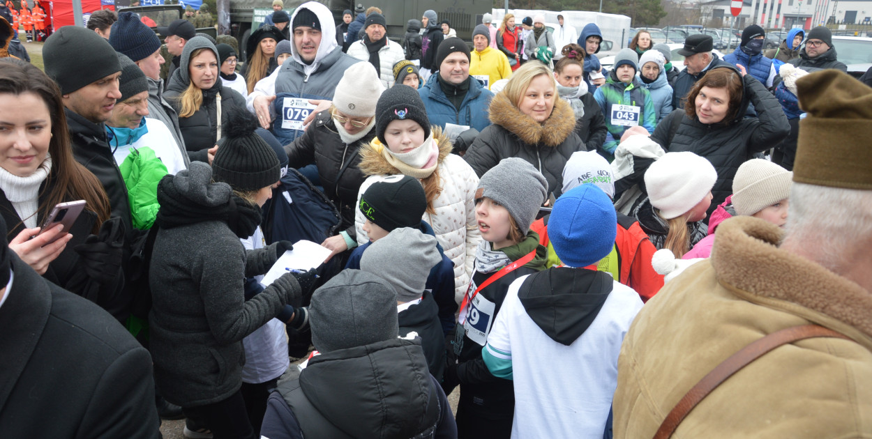 Wszystkim zawodnikom należą się szczególne gratulacje, pogoda nas bowiem dzisiaj specjalnie nie rozpieszczała