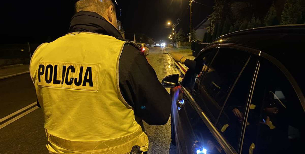 Policja: Zwolnij i zadbaj o bezpieczeństwo własne oraz innych uczestników ruchu drogowego (fot. KPP Kolno)