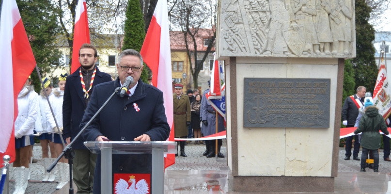 Burmistrz Kolna podczas uroczystości obchodów Narodowego Święta Niepodległości w 2019 roku