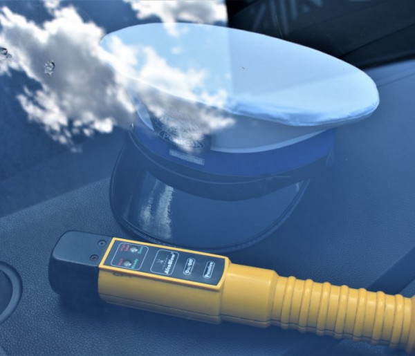 Policjanci zatrzymali mieszkankę gminy Kolno i mieszkańca gminy Mały Płock-15529