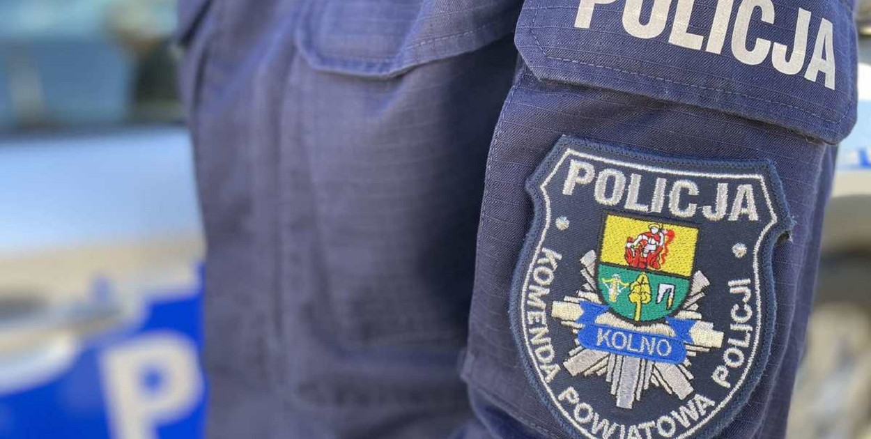 Chłopiec wyjechał rano rowerem z domu i nie dotarł do szkoły. Zaniepokojona mama zgłosiła sprawę policjantom. Dzięki dobrej znajomości terenu i determinacji mundurowych, 8-latek został odnaleziony niespełna 15 minut od otrzymania zgłoszenia (fot. KPP Kolno)