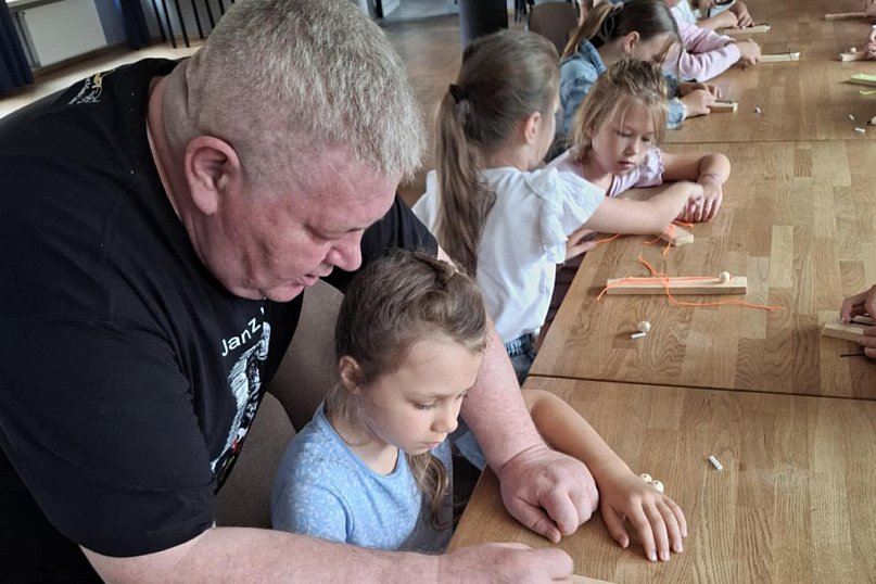 Plecionki ze sznurka