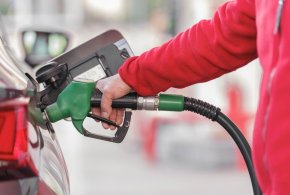 Ceny paliw. Kierowcy nie odczują zmian, eksperci mówią o "napiętej sytuacji"-33959