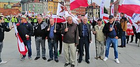 Kolnianie na marszu w Warszawie (foto)