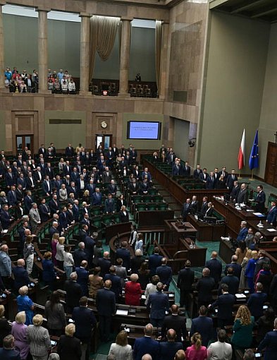 Sejm uchwalił ustawę ws. osłon dla odbiorców energii wprowadzającą m.in. bon ..-34580