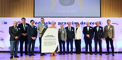 Walka z depresją: Deklarację podpisał Karol Pieloszczyk-44600