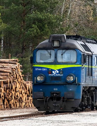 PKP Cargo planuje zwolnienia grupowe; do września 2026 r. pracę może stracić ...-44958