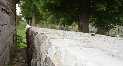 Na jakim etapie jest remont muru cmentarnego? (fotorelacja)-44995