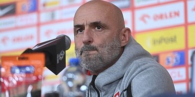 Probierz zrezygnował z funkcji selekcjonera piłkarskiej reprezentacji Polski-45102