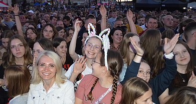 Zenek pozamiatał. Narożna rozkochała publiczność (wideo i fotorelacja)-45158